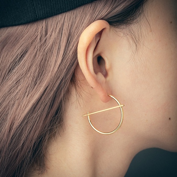 Hoop Style C-shaped Earrings Smooth Circle Hoop Earrings - Picture 2 of 5